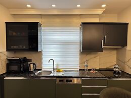 BayMari Suites City Life