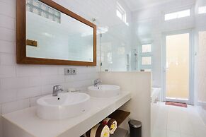 Donguri House Bali