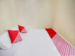 SPOT ON 91968 Penginapan Saweri GadingNearKlub Golf Ria Bintan