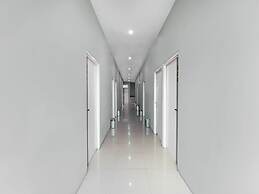 SPOT ON 91968 Penginapan Saweri GadingNearKlub Golf Ria Bintan