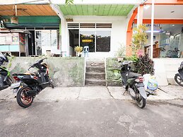 SPOT ON 91968 Penginapan Saweri GadingNearKlub Golf Ria Bintan