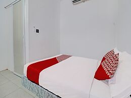 OYO 92054 Gala Residence