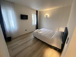 Prato della Valle Apartments