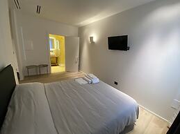 Prato della Valle Apartments