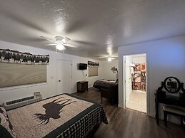 South Fork Junction Lodge & RV Park