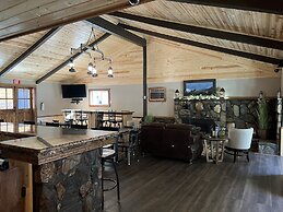 South Fork Junction Lodge & RV Park