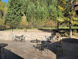 South Fork Junction Lodge & RV Park