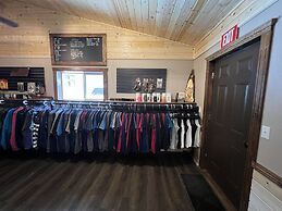 South Fork Junction Lodge & RV Park