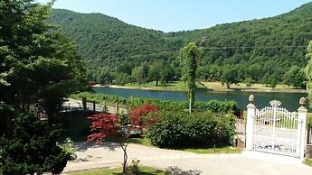 La Villa Del Lago