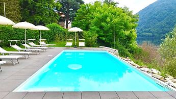 La Villa Del Lago