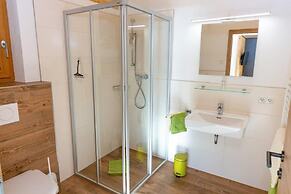 Spacious Family Flat in Kleinarl