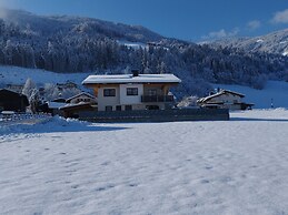 Large Holiday Flat in Kaltenbach Near the ski Area