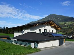 Large Holiday Flat in Kaltenbach Near the ski Area