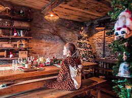 Holiday Home in Bastogne With Bubble Bath