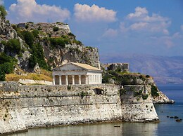 Snug Apartment in Mpenitses With Shared Pool