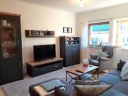Apartment With Idyllic Garden in Daun