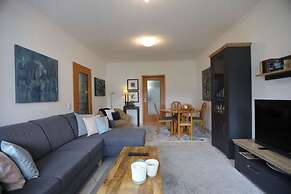 Apartment With Idyllic Garden in Daun