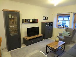 Apartment With Idyllic Garden in Daun
