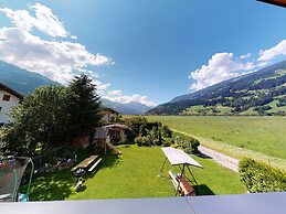 Idyllic Apartment in Stumm With Panoramic View