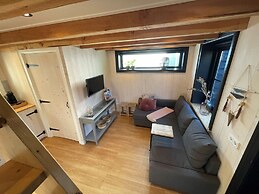 Inviting Chalet in Monnickendam With Garden