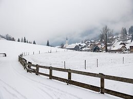 Cosy Holiday Home in a Charming Area