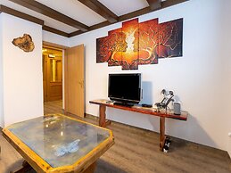 Cosy Holiday Home in a Charming Area