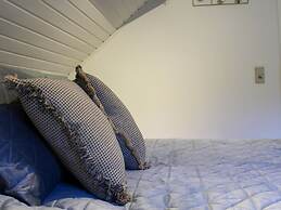 Attractive Bungalow With Fenced Garden