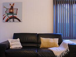 Attractive Bungalow With Fenced Garden