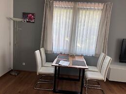 Apartment in Mauerbach Near Vienna With Pool