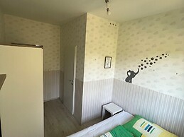 Apartment in Mauerbach Near Vienna With Pool