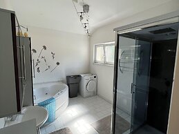 Apartment in Mauerbach Near Vienna With Pool