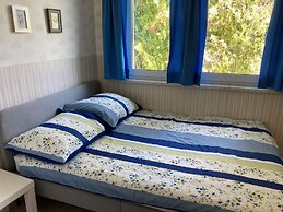 Apartment in Mauerbach Near Vienna With Pool