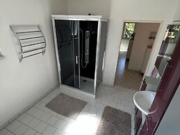 Apartment in Mauerbach Near Vienna With Pool