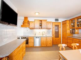 Apartment in Kappl Right by the ski Lift
