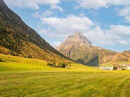 Apartment in Kappl Right by the ski Lift