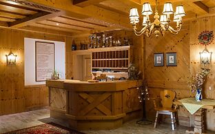 Compact Apartment in Radstadt With Balcony