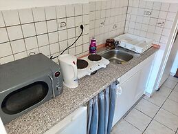 Apartment With Balcony Near Dusseldorf