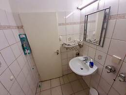 Apartment With Balcony Near Dusseldorf