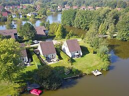 House With Sauna, Outdoor spa and Pedal Boat