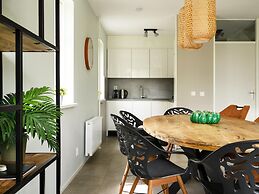 House With Sauna, Outdoor spa and Pedal Boat