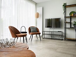 House With Sauna, Outdoor spa and Pedal Boat