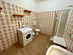 Bright Caorle Apartment With Pool
