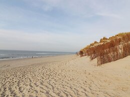 Beautiful Chalet Between Golf Course and Beach