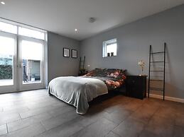Spacious Holiday Home in Limmen With Bubble Bath
