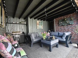 Spacious Holiday Home in Limmen With Bubble Bath