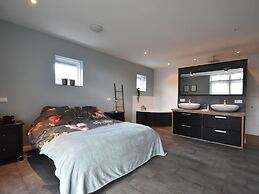 Spacious Holiday Home in Limmen With Bubble Bath