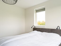 Beautiful Holiday Home in Scherpenisse