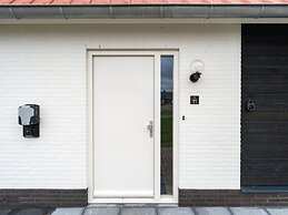 Beautiful Holiday Home in Scherpenisse