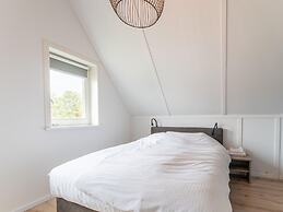 Beautiful Holiday Home in Scherpenisse