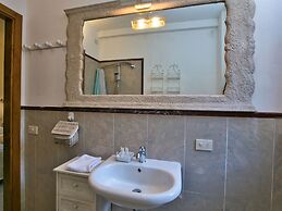 Belvilla by OYO Sassetta 3 - Erica